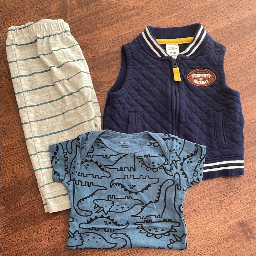3 piece 3-6 month clothing bundle